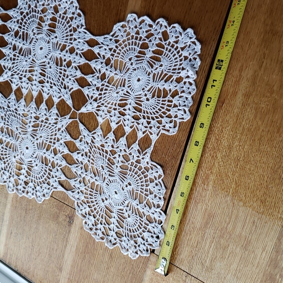 Handmade long doili table runner unique #2 - Picture 4 of 4